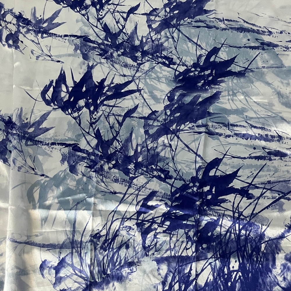 Brand New Rectangular Silk Abstract Blue and White Scarf - Picture 3 of 5